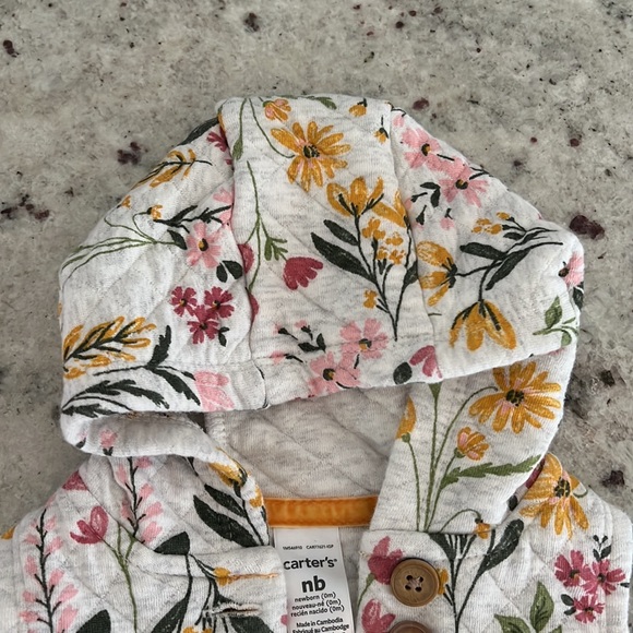 Carters | Heather Gray Floral Quilted Vest | Newborn - Picture 3 of 5